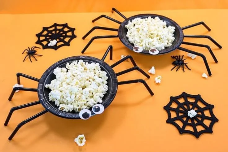 Spooky decorations and treats for Halloween party ideas