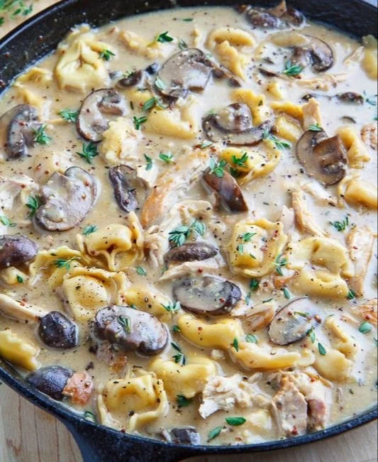 Creamy Asiago Chicken and Mushroom Tortellini Soup