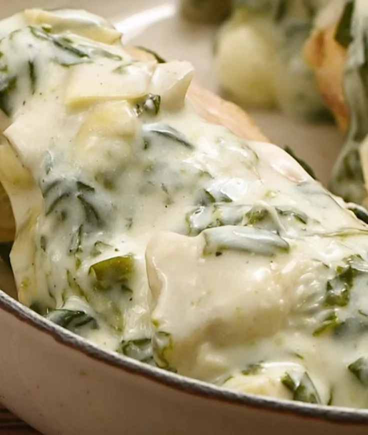 Slow Cooker Spinach Artichoke Chicken
